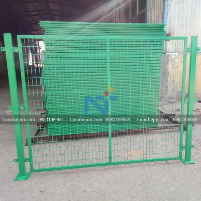 Lưới hàng rào kết hợp hàn khung sắt hộp