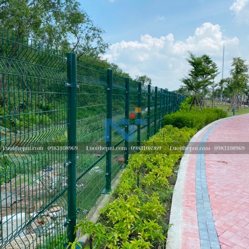 Hàng rào lưới thép sơn tĩnh điện tại Long An